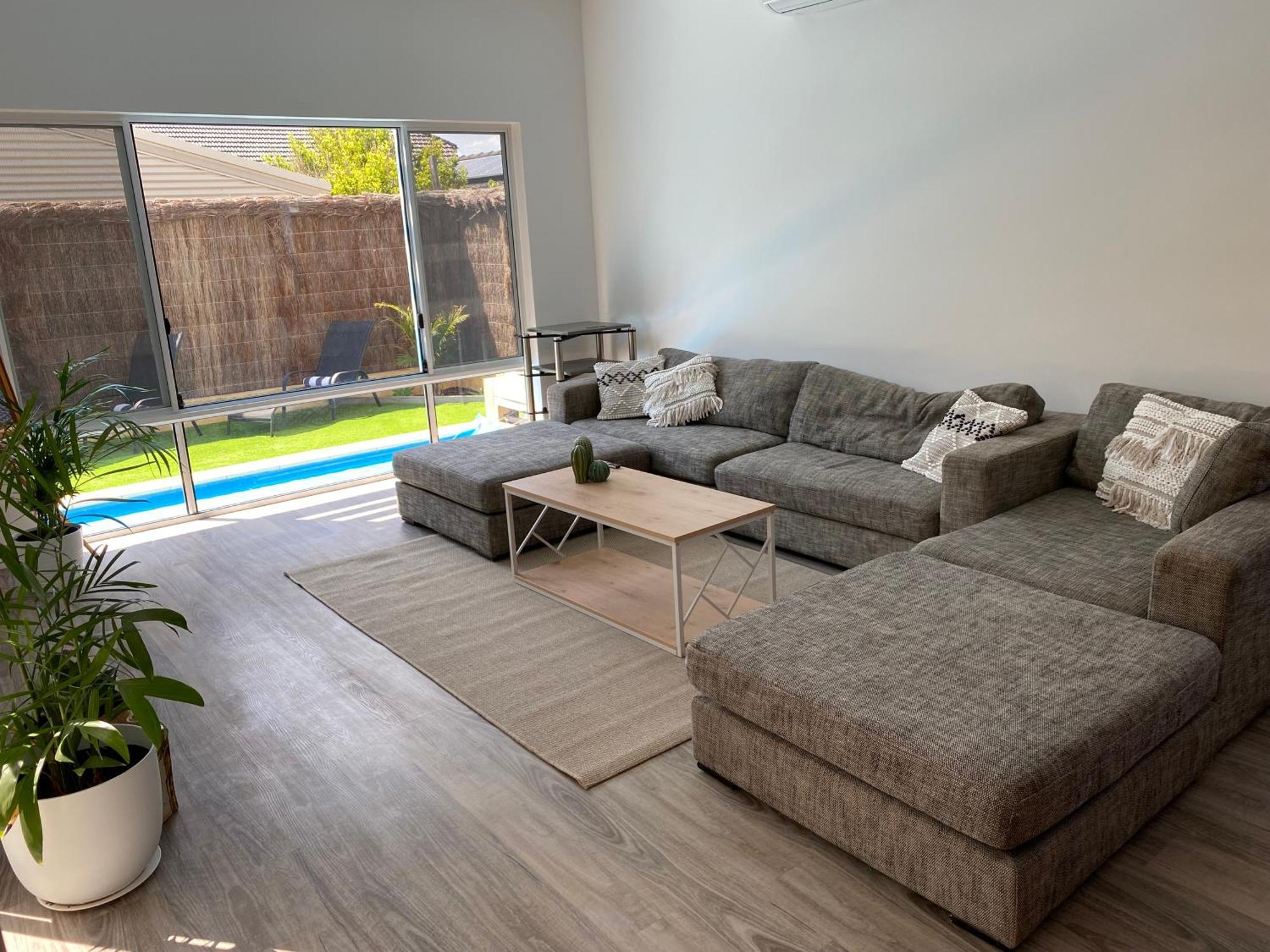 Sols Place Boutique Pool Villas Kalbarri Rum bild