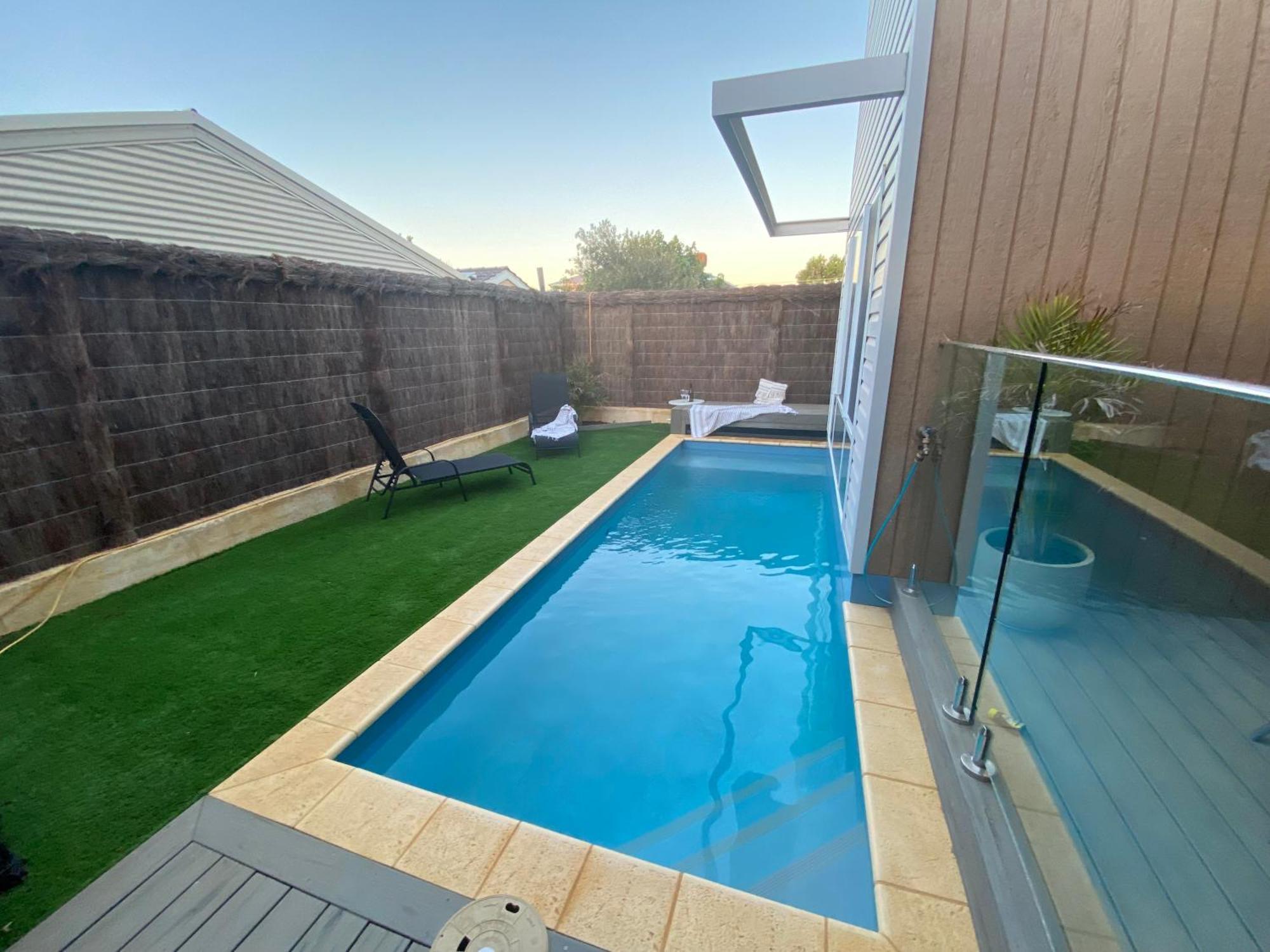 Sols Place Boutique Pool Villas Kalbarri Rum bild